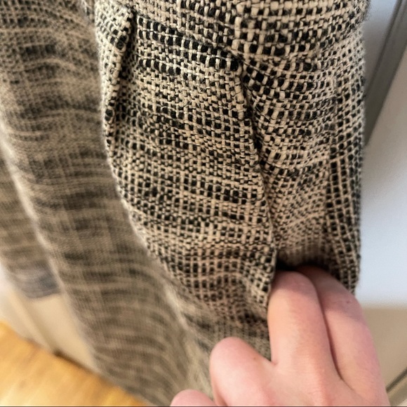 Banana Republic Wool/Cotton Blend Shift, Size 0 - like new, timeless, versatile - Picture 2 of 11